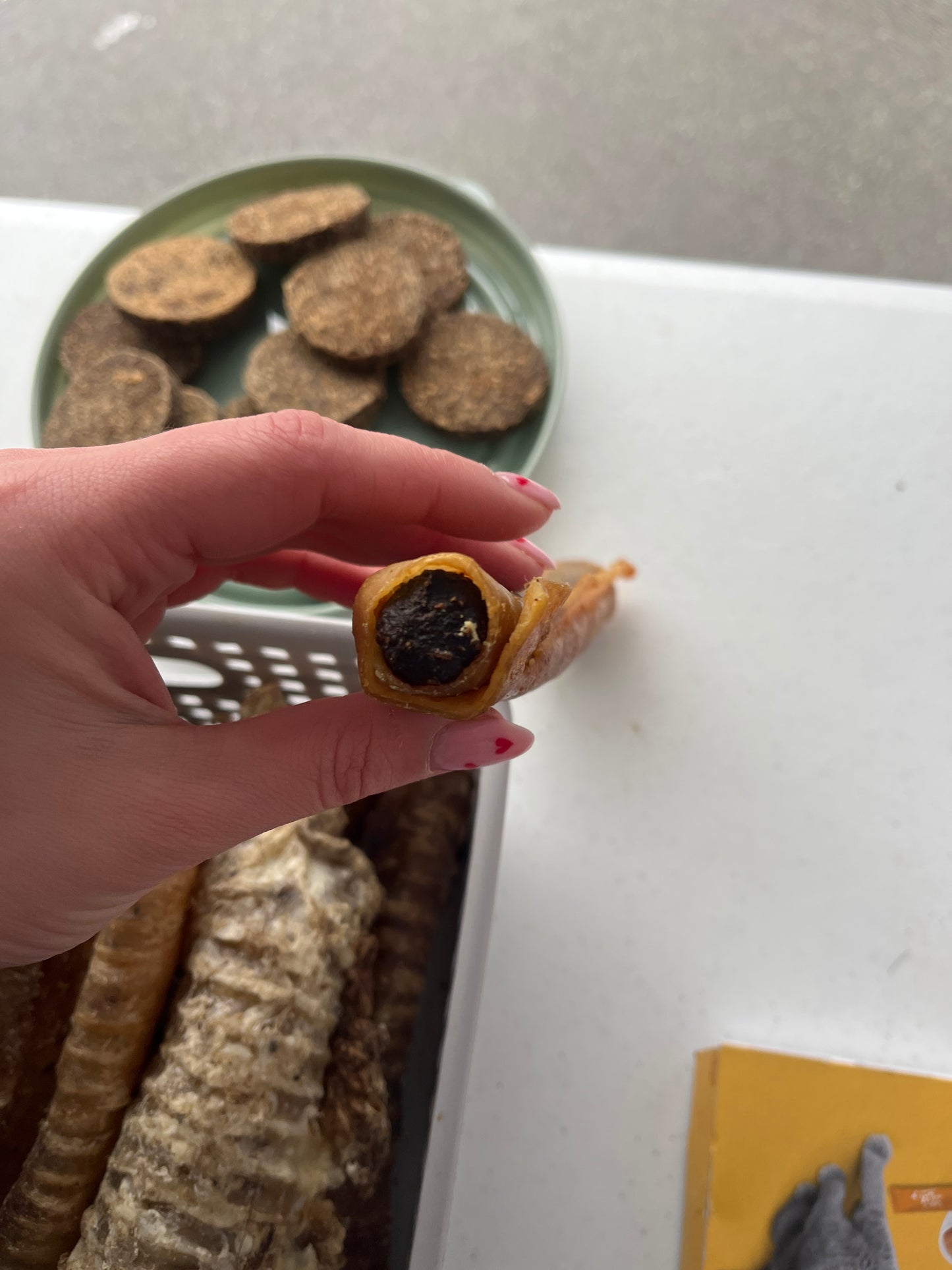 Hot dog roll